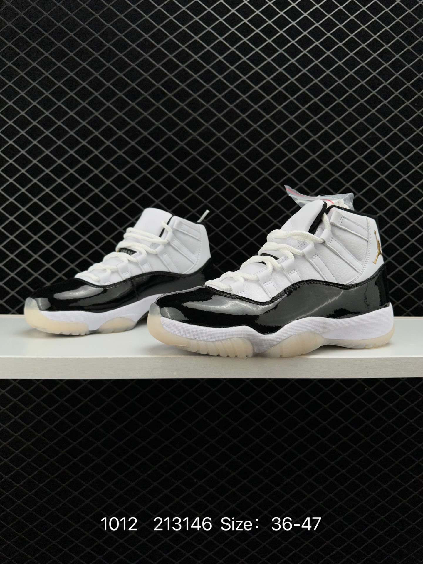 Air Jordan 11 Low “Navy Blue Snakeskin”